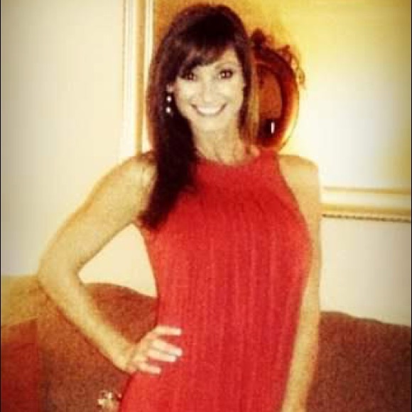 Meet your Posher, Andrea - Picture 1 of 1